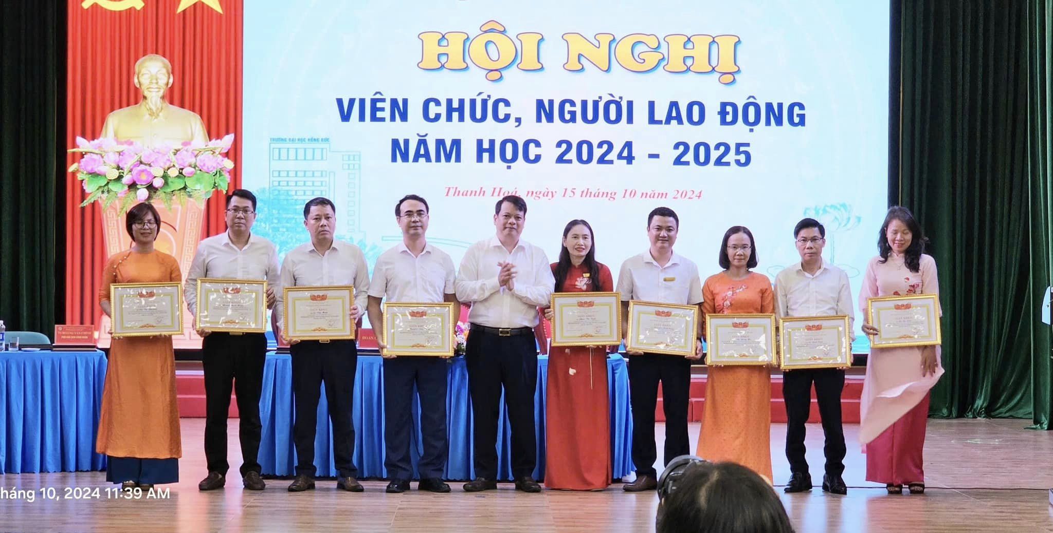 Trường Đại học Hồng Đức đã tổ chức thành công Hội nghị viên chức, người lao động năm học 2024 - 2025